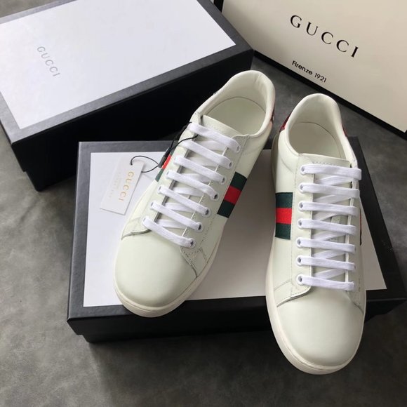 NEWGucci leather casual shoes for women